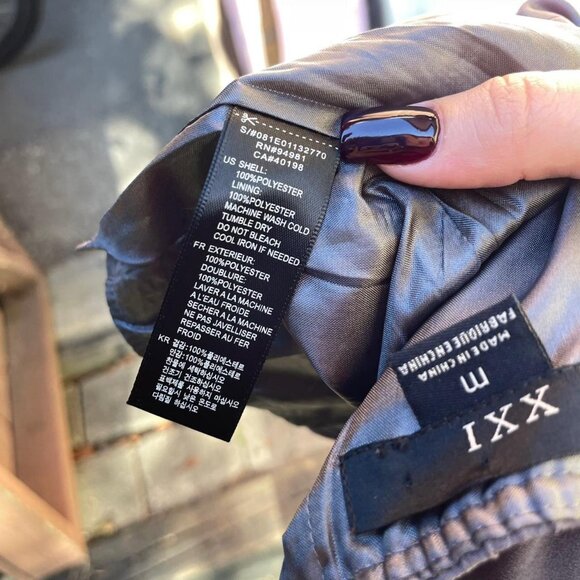 Y2K Grey Ruffled Strapless Top - Picture 4 of 5